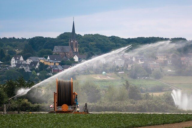 irrigation-5296006 640 (1)